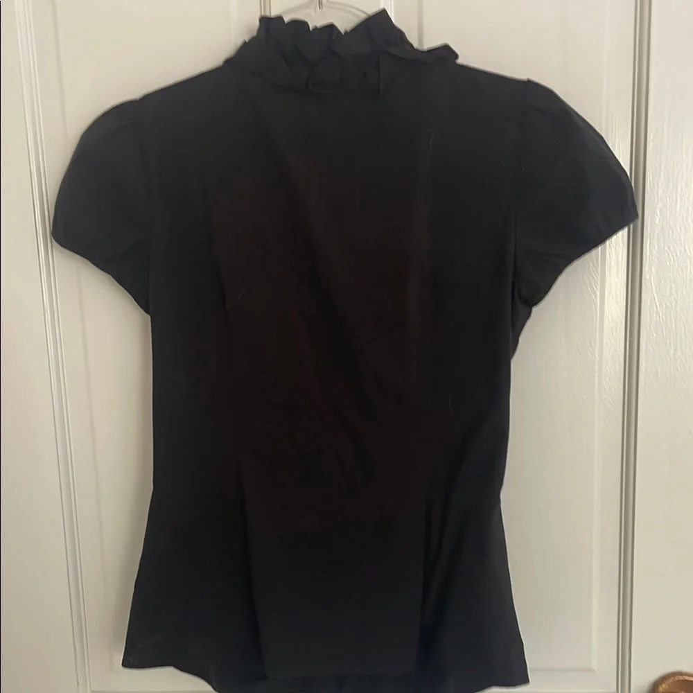 LOFT Women's Black Ruffled Top - Picture 5 of 5